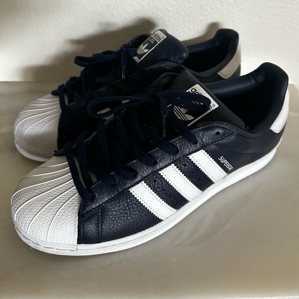 Adidas superstar